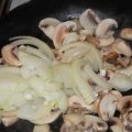 Судак, запеченный в духовке в фольге целиком с овощами, картошкой, грибами, под соусом, видео