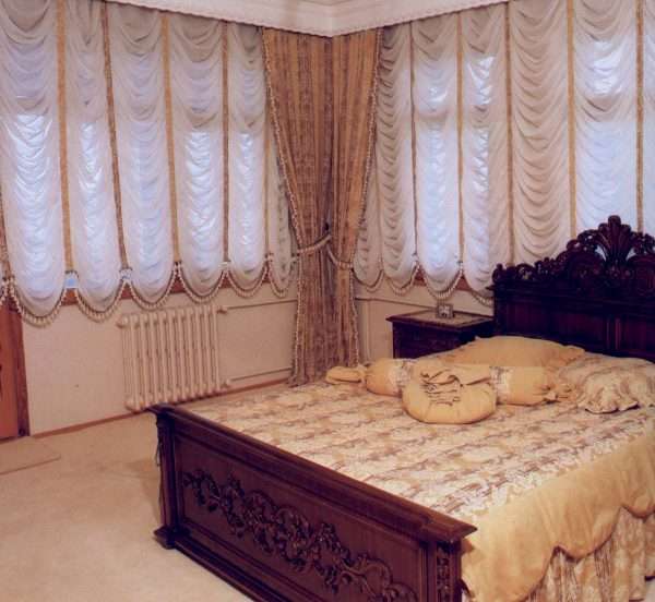 Французские шторы для спальни 