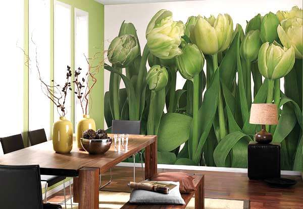 фотообои с изображением тюльпанов в гостиной