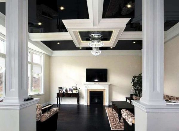 натяжной потолок для гостиной чёрного цвета