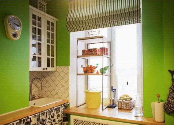 зелёные стены в интерьере кухни