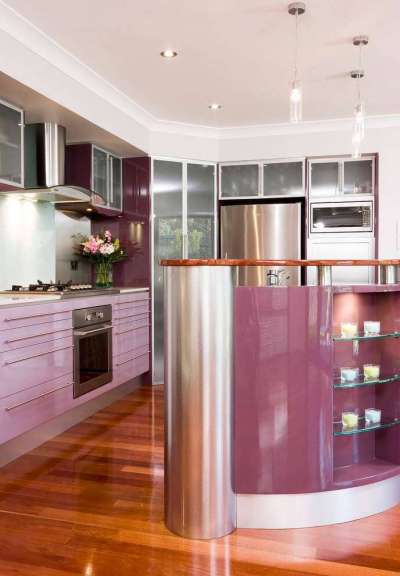 сиреневый цвет в интерьере кухни