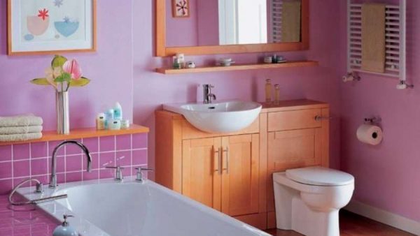 розовый в интерьере ванной комнаты