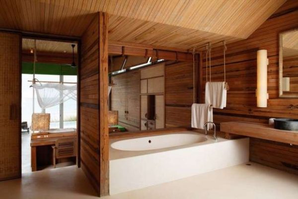 оформление ванной в деревянном доме