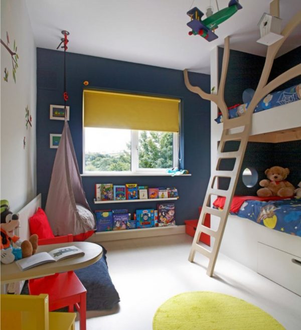 лестница дерево на кровать в детской